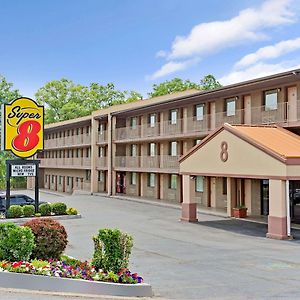 Super 8 By Wyndham Laurel